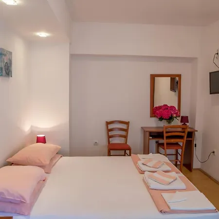 Apartman Zenta Petrovac Exterior photo