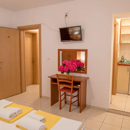 Apartman Zenta Petrovac Exterior photo