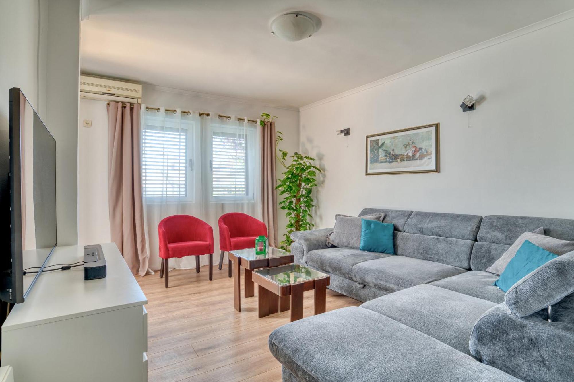 Apartment Zenta *